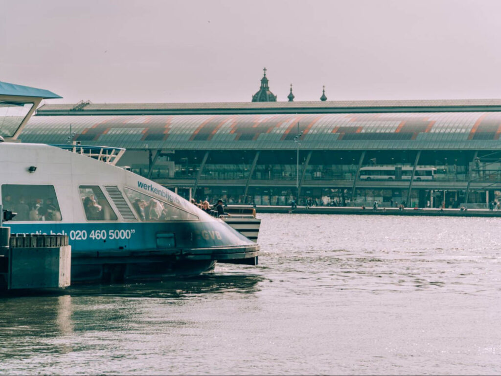 View of the ferry from Buikslotermeer to Central Station