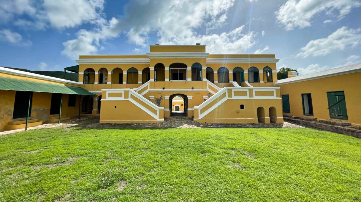 Exterior view of the Fort Christiansvaern on a sunny day
