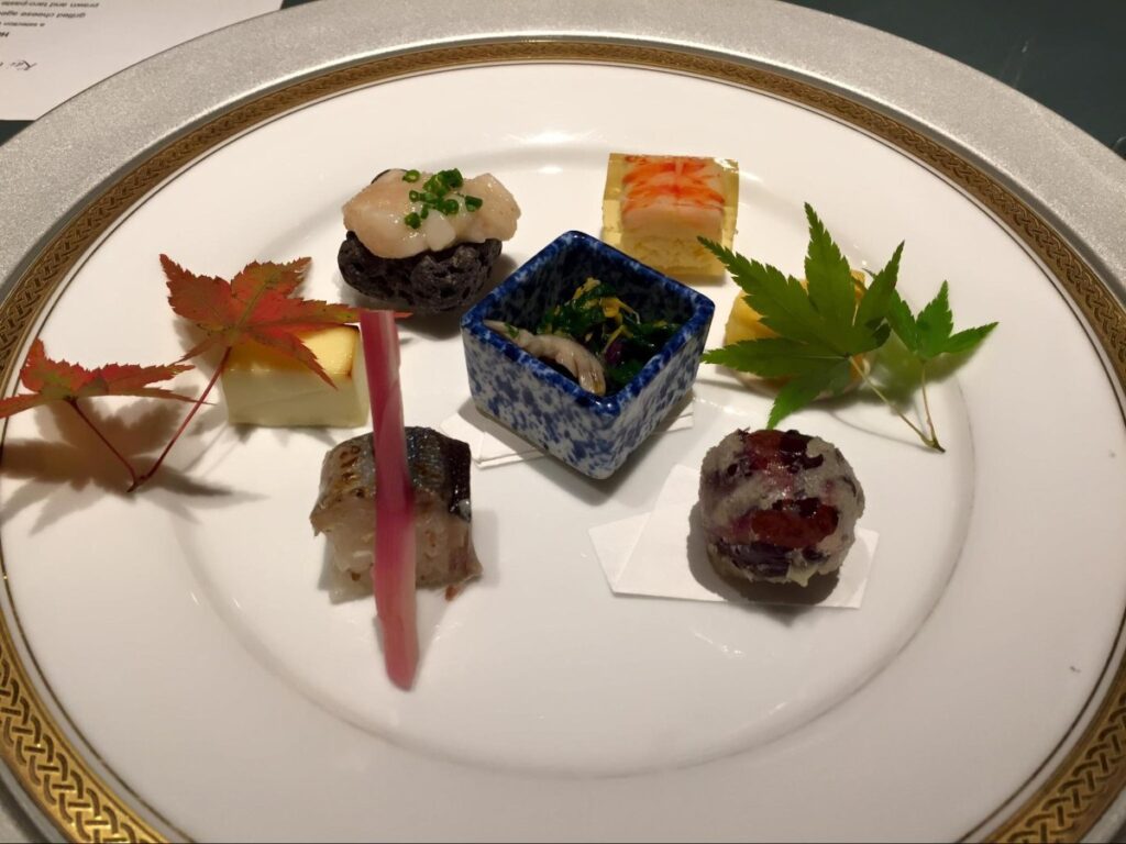 A plate of appetizers served at Ginza Rokusantei