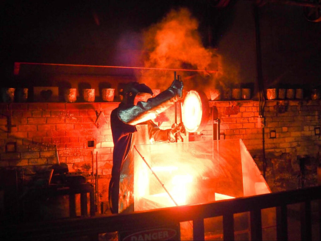 A live gold pour at the Perth Mint