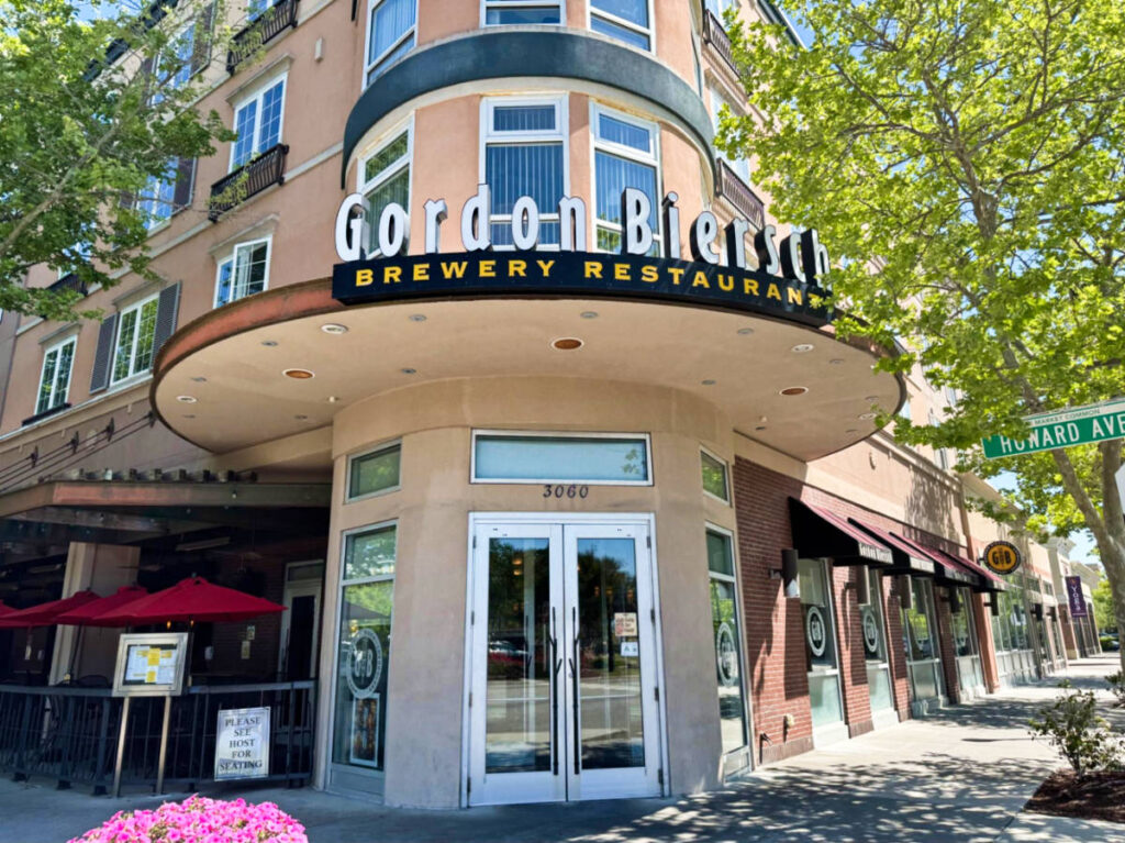 View of the exterior and entrance of Gordon Biersch Brewery
