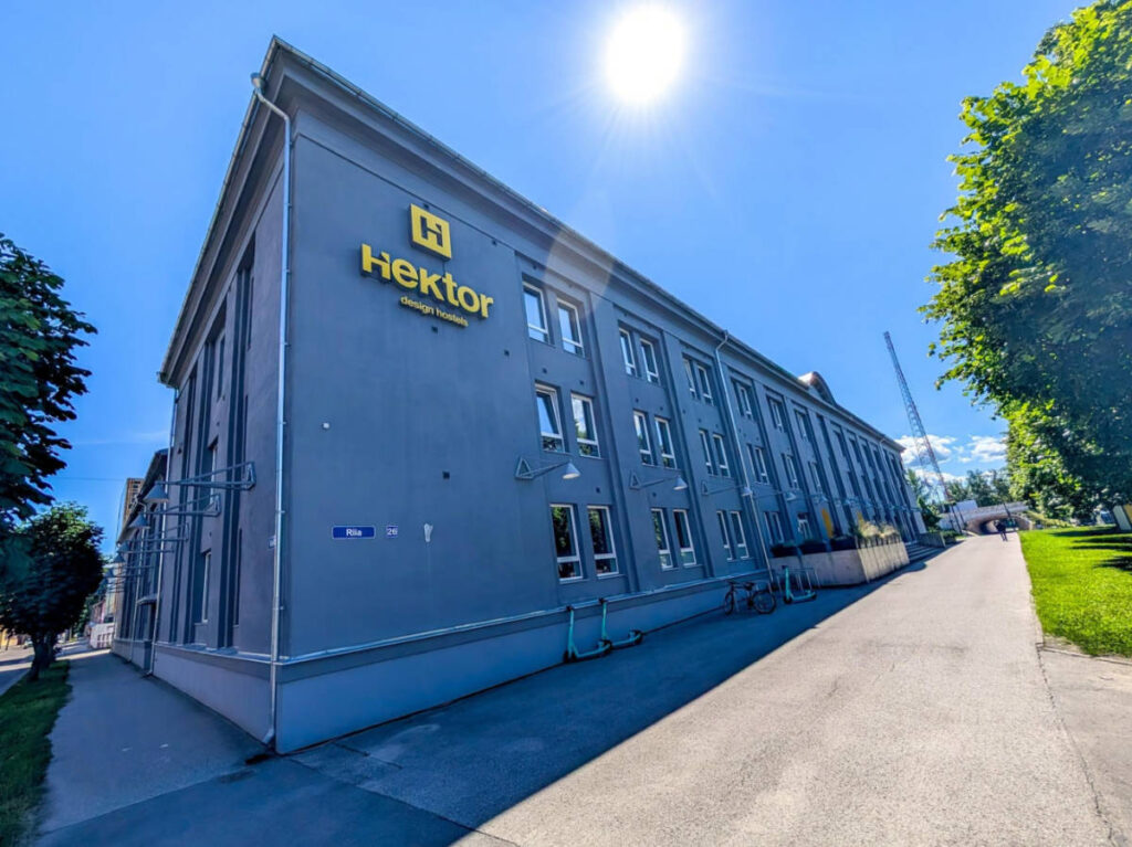 Exterior view of the building of Hektor Design Hostel