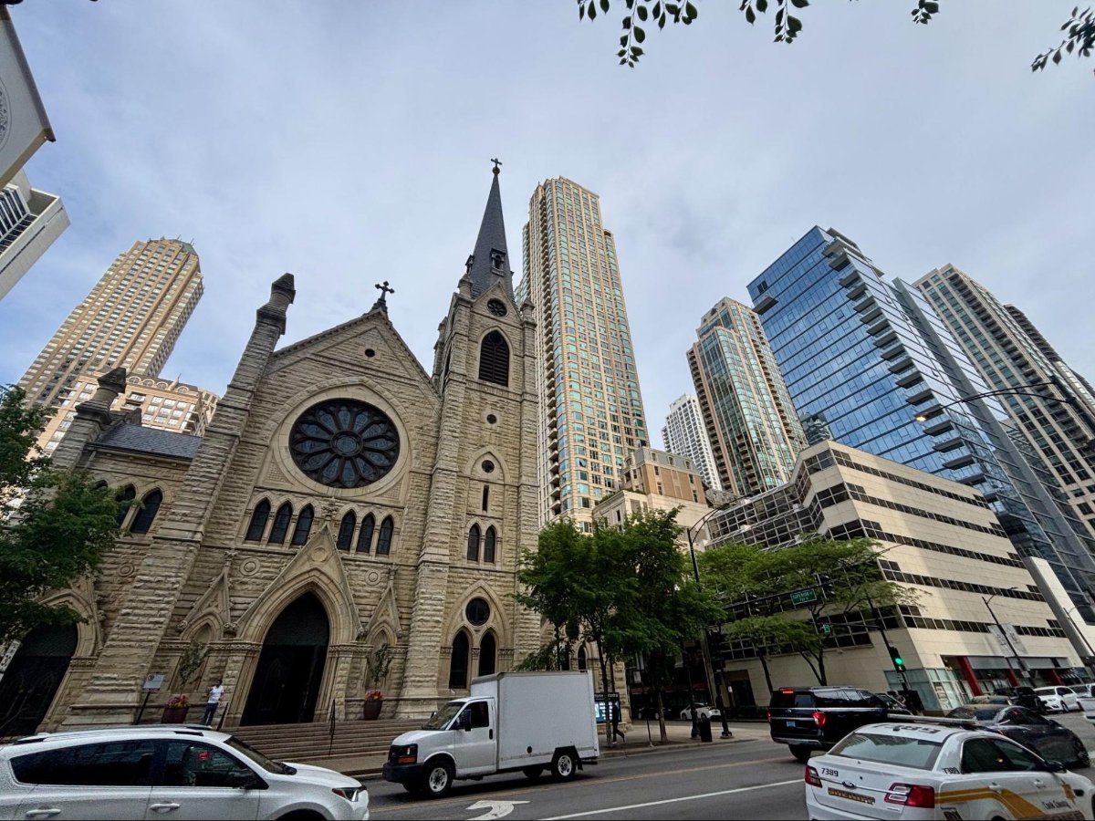 View of Holy Name Cathedral along the streets of Chicago