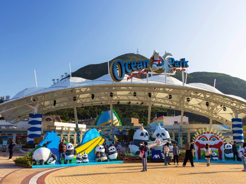 View of the entrance to Hong Kong Ocean Park