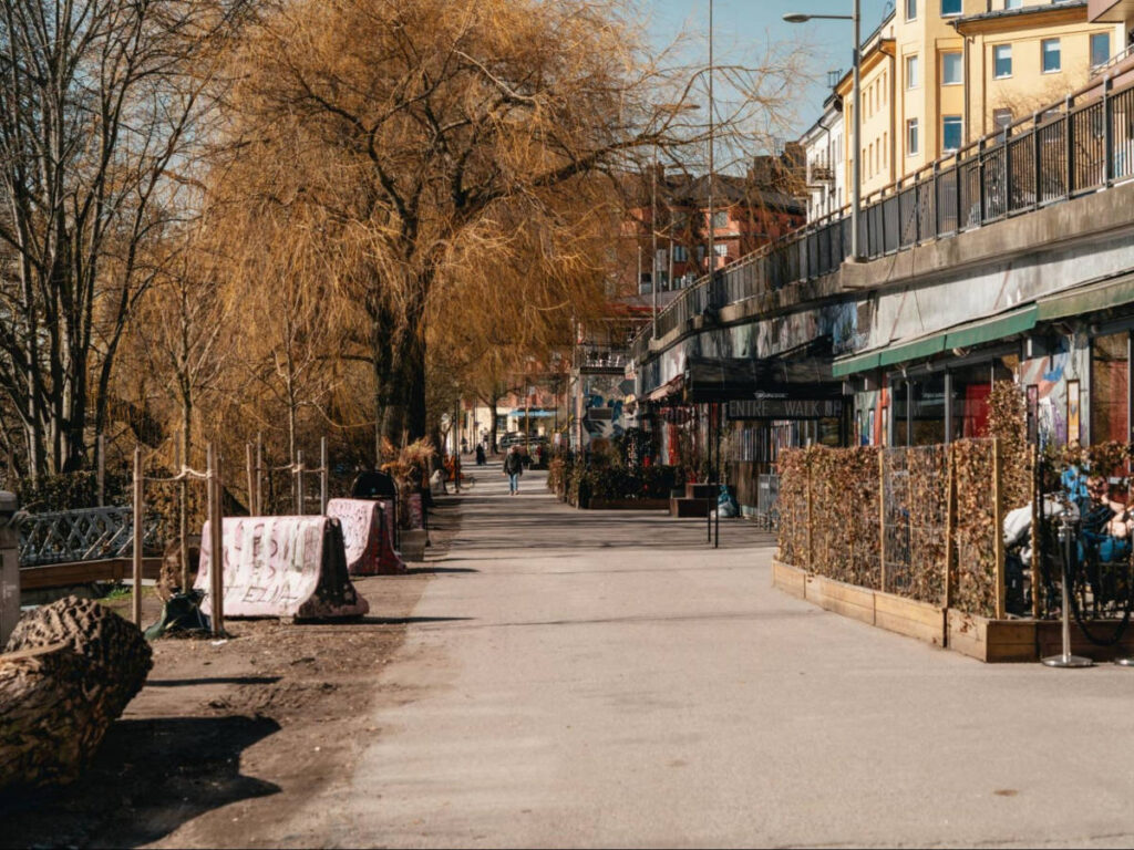 The cafes along the waterfront walkway in Hornstulls Strand