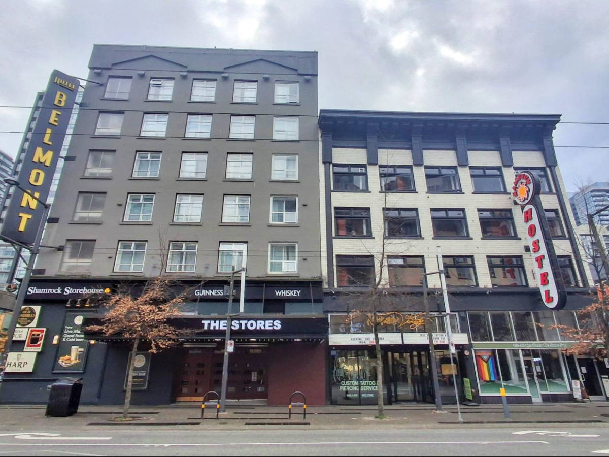Exterior view of the Hotel Belmont and Samesun Hostel seen from across the road