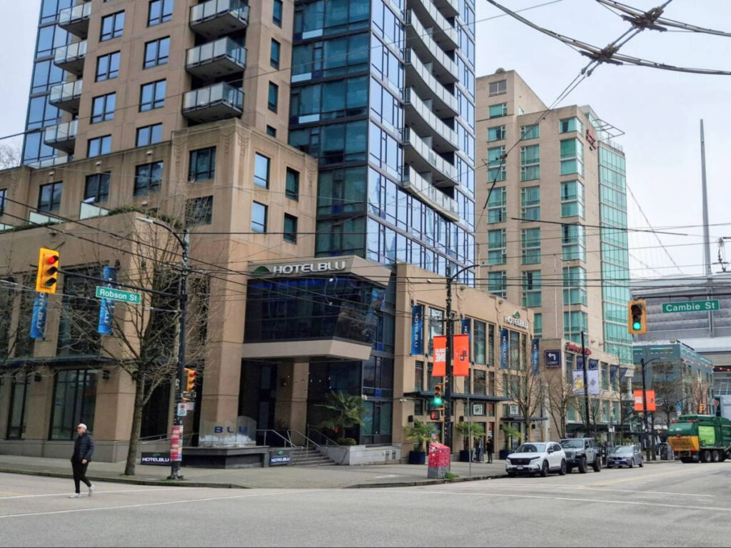 Exterior view of the Hotel Blu seen from across the road