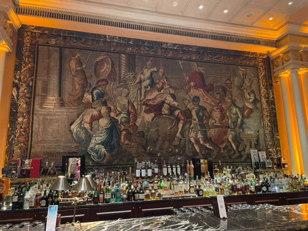 View at the bar counter in Hotel Grande Bretagne