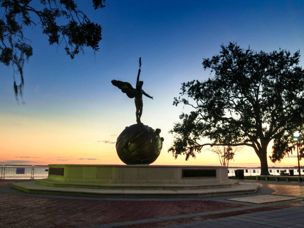 The statue at the Jacksonville Memorial Park at sunset