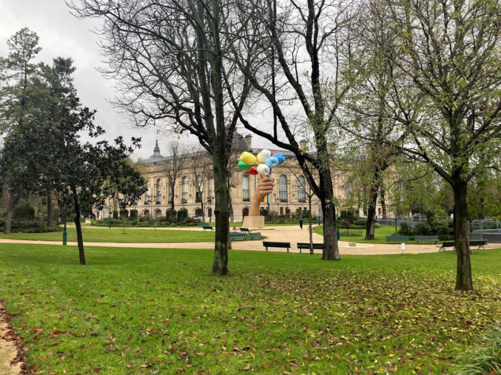 A unique colorful Jeff Koons sculpture outside Petit Palais