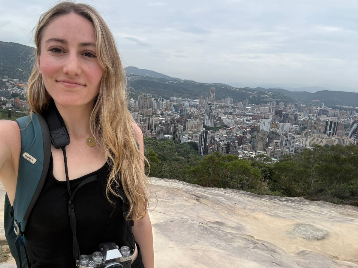 The author, Sky Ariella taking a selfie during her hike at the Jujian Yan Hiking Trail