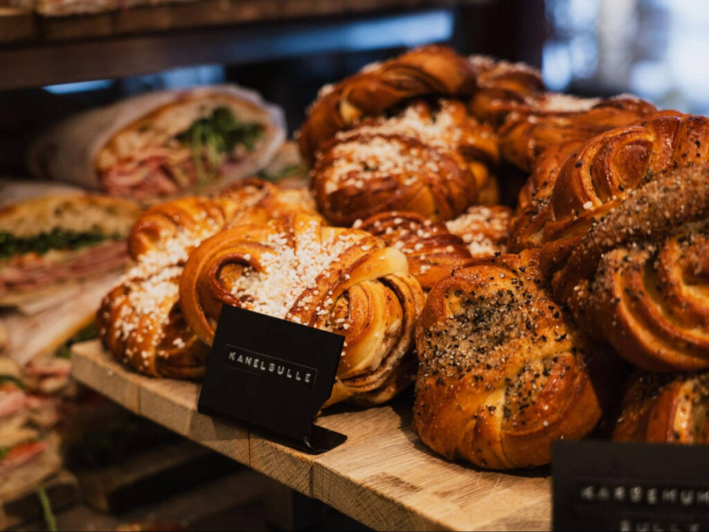 Closeup look of the kanelbullar at Mellqvist Café & Bar