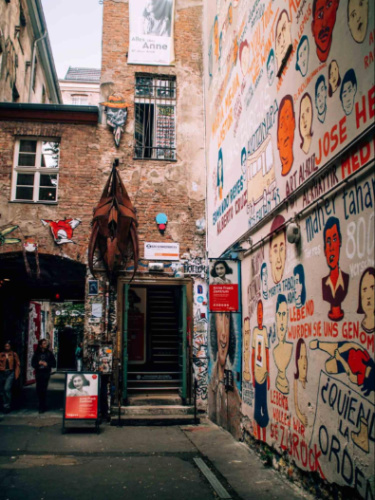 Closeup look of the street art around Kino Central