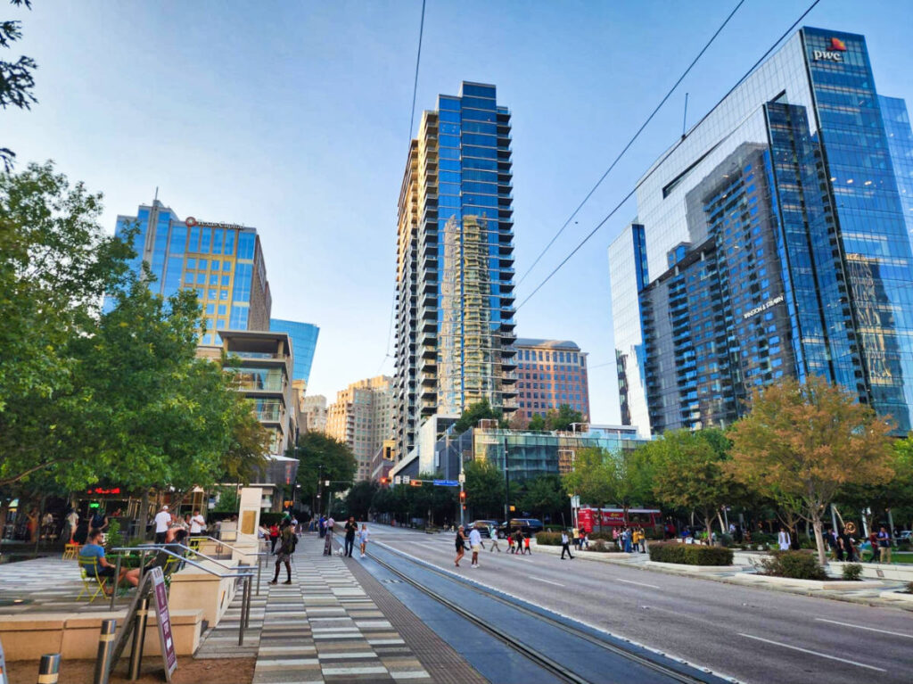 View of the tall buildings at the Kylde Warren Park near the Arts District