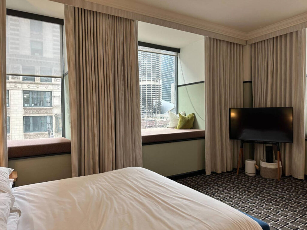 View from the inside of a bedroom in L7 Chicago by Lotte