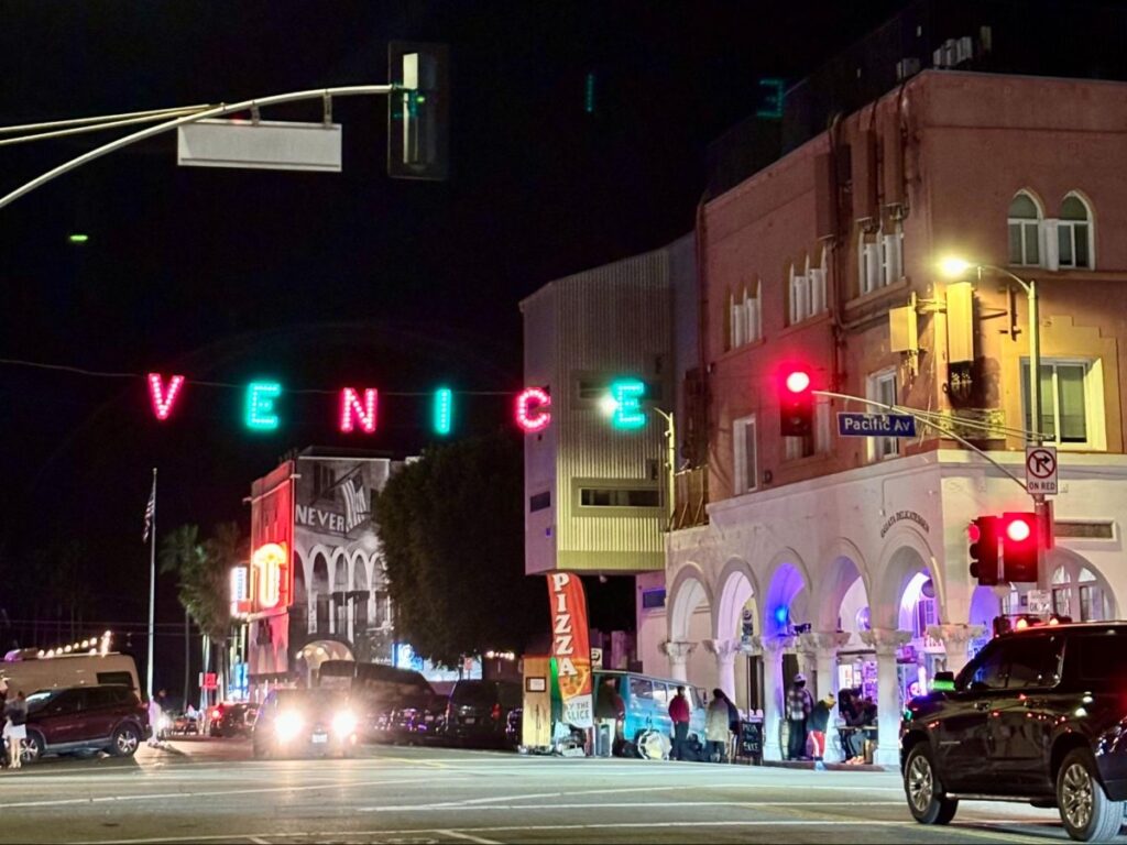 View of the Venice sign in holiday colors in LA