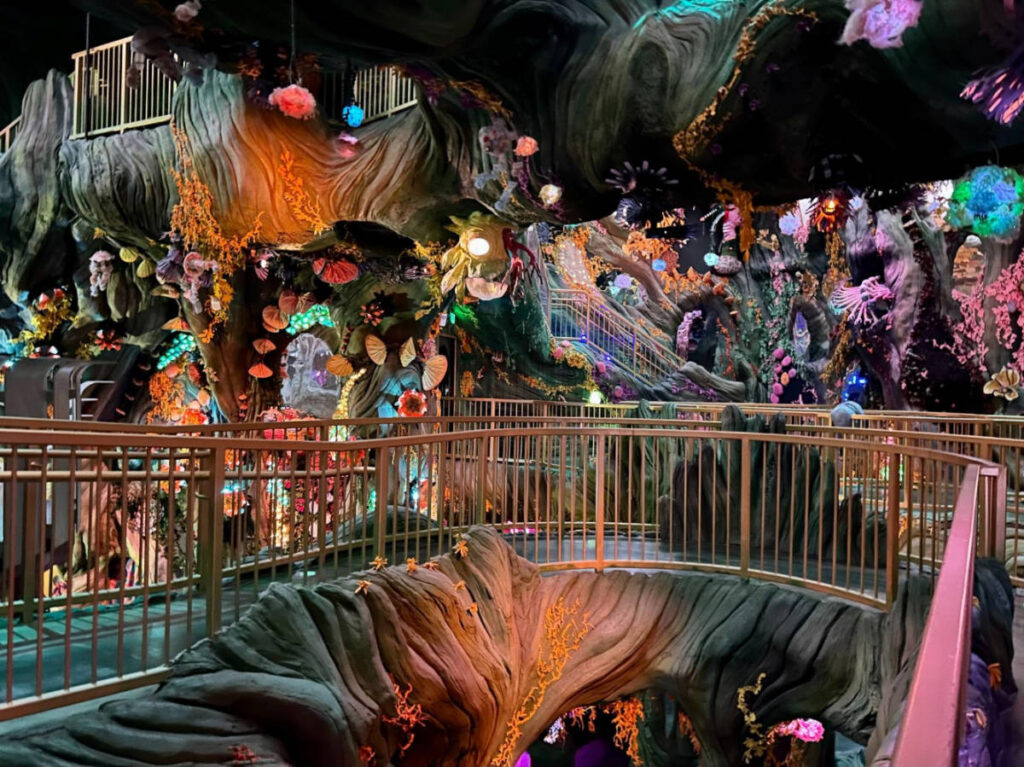 Colorful lanterns at the Meow Wolf