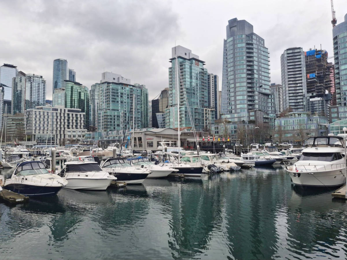 View of the docked boats and skyline of Coal Harbour