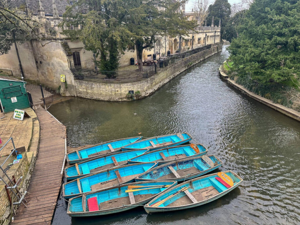 View of the boats on the river from the Magdalen Bridge