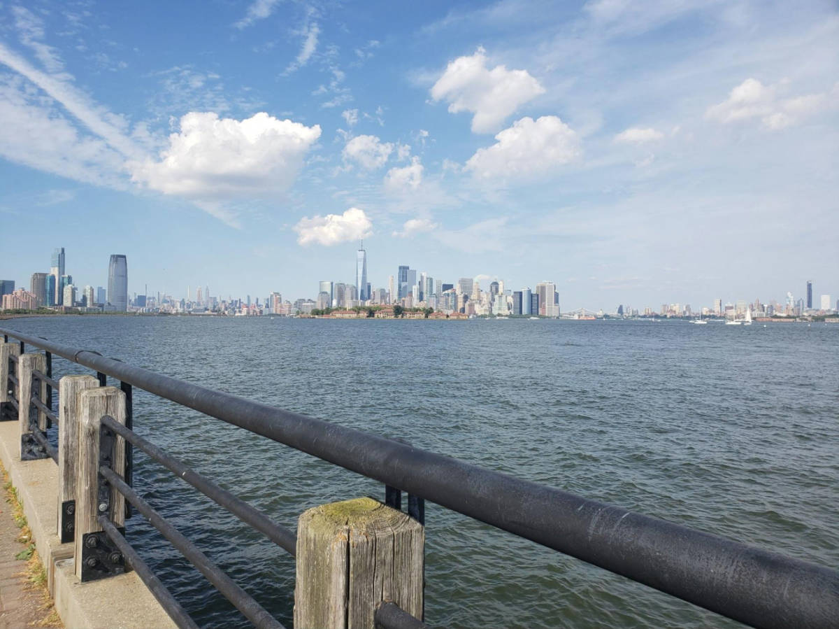 Panoramic view of the Manhattan skyline from Liberty State Park