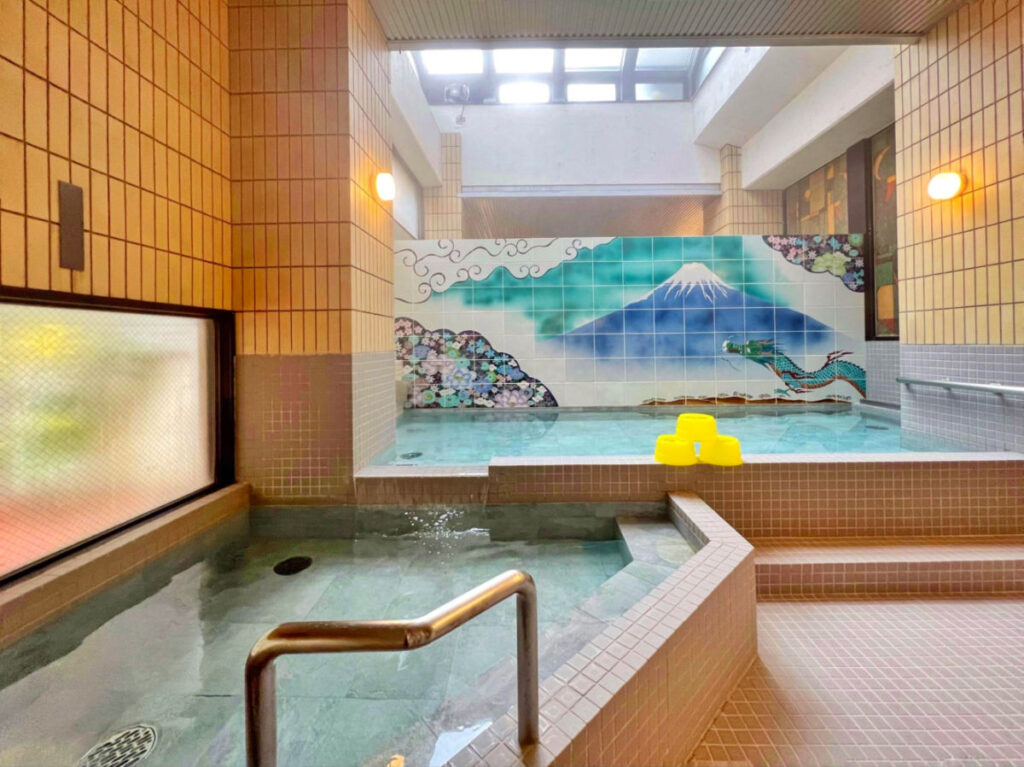 View of the men’s bath at Matsunoyu
