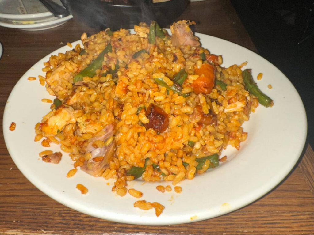 A plate of “Mixta” paella