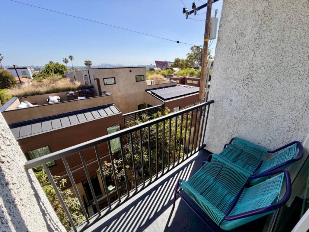 The chairs at the Montrose Hotel room balcony