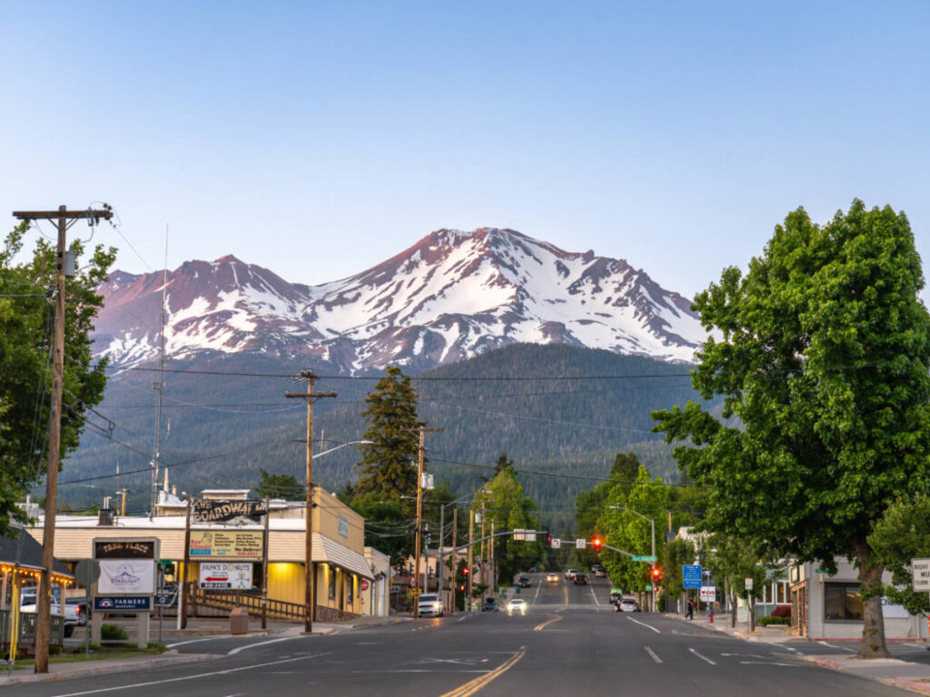 Clear blue sky over the Mount Shasta