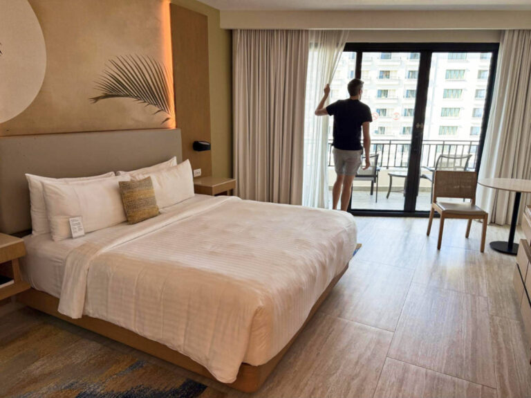 Travel Lemming founder Nate Hake, looking at the overlooking view from Marriott Cancun