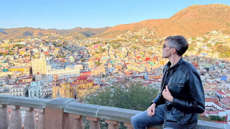 Travel Lemming founder Nate Hake, enjoying the overlooking colorful Guanajuato