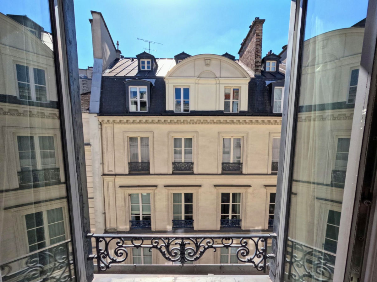 View outside Hôtel Académie Saint-Germain seen from the window room