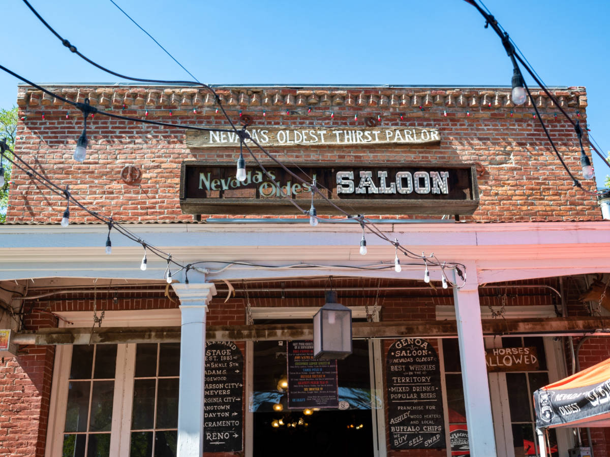 Facade of the oldest bar in Nevada