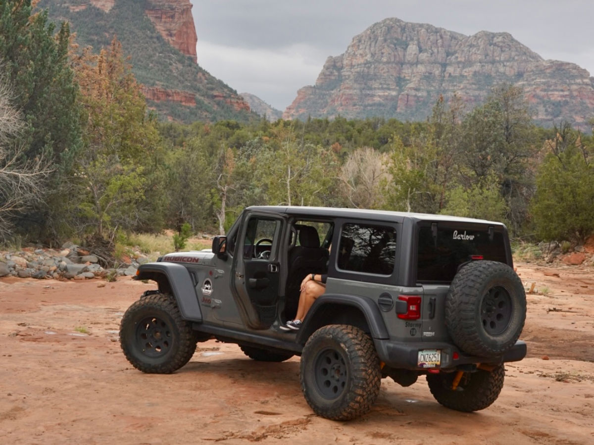 A parked 4WD vehicle on the rough roads of Sedona