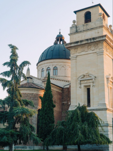 Close up view of the Parrocchia di San Giorgio from the outside