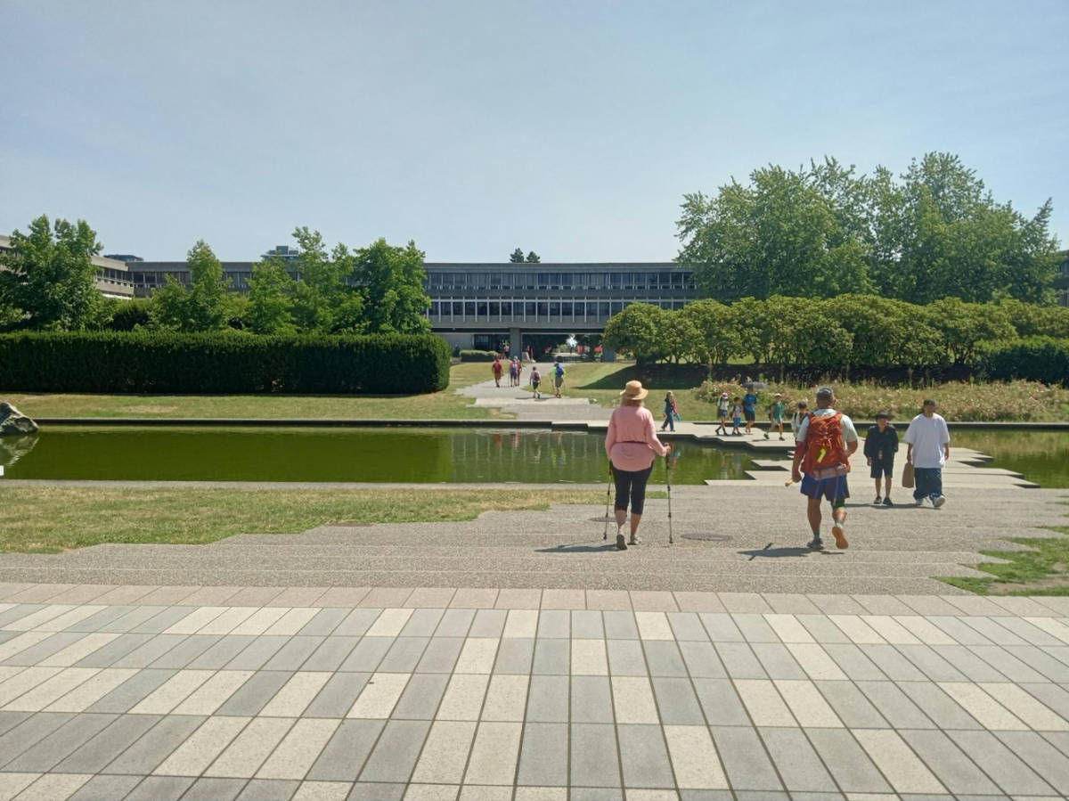 People walking at the Simon Fraser University
