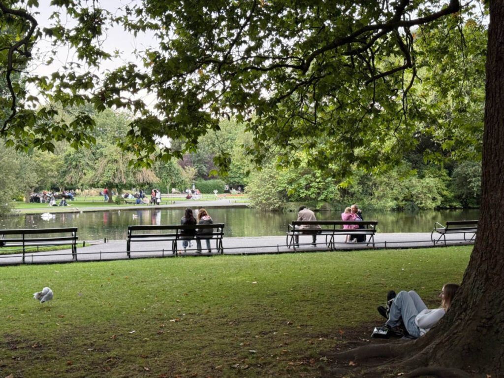 People enjoying their day at the St. Stephen’s Green