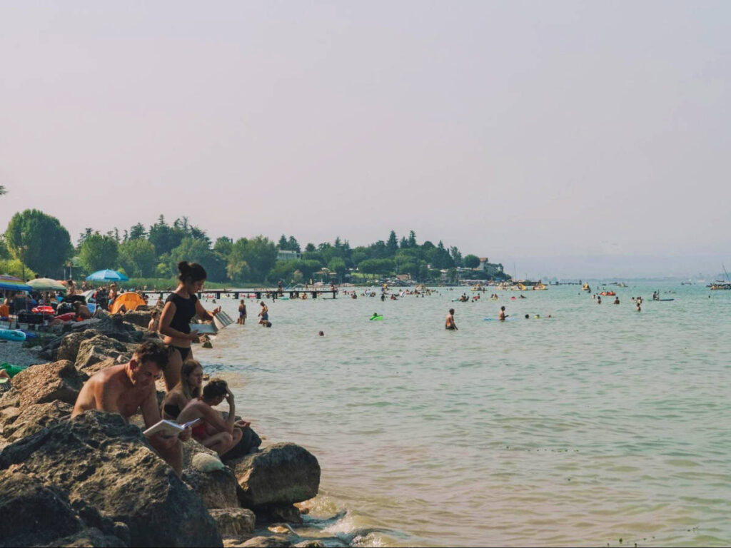 People enjoying their day at the Lake Garda
