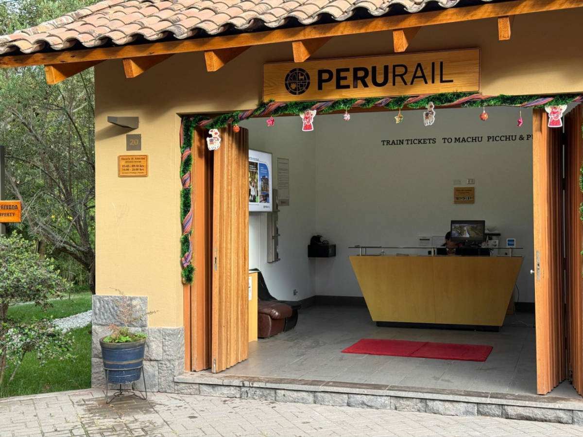 Peru Rail has on-site offices to assist passengers departing from the hotel’s private train station