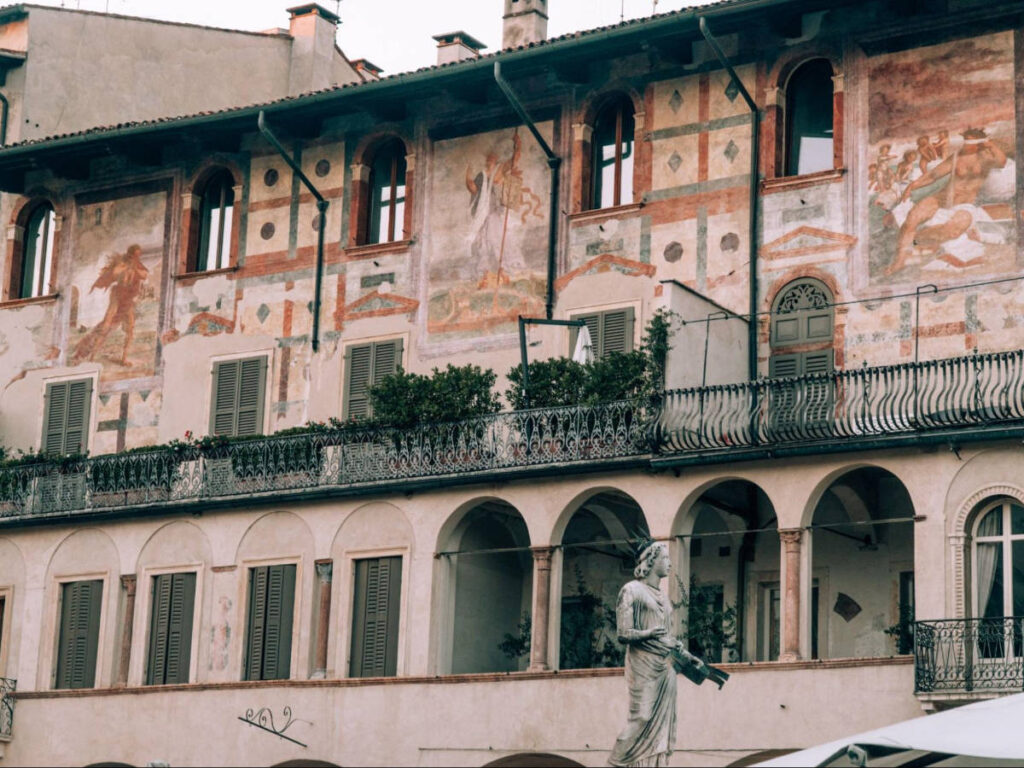 View of the frescoes on the wall of Case dei Mazzanti