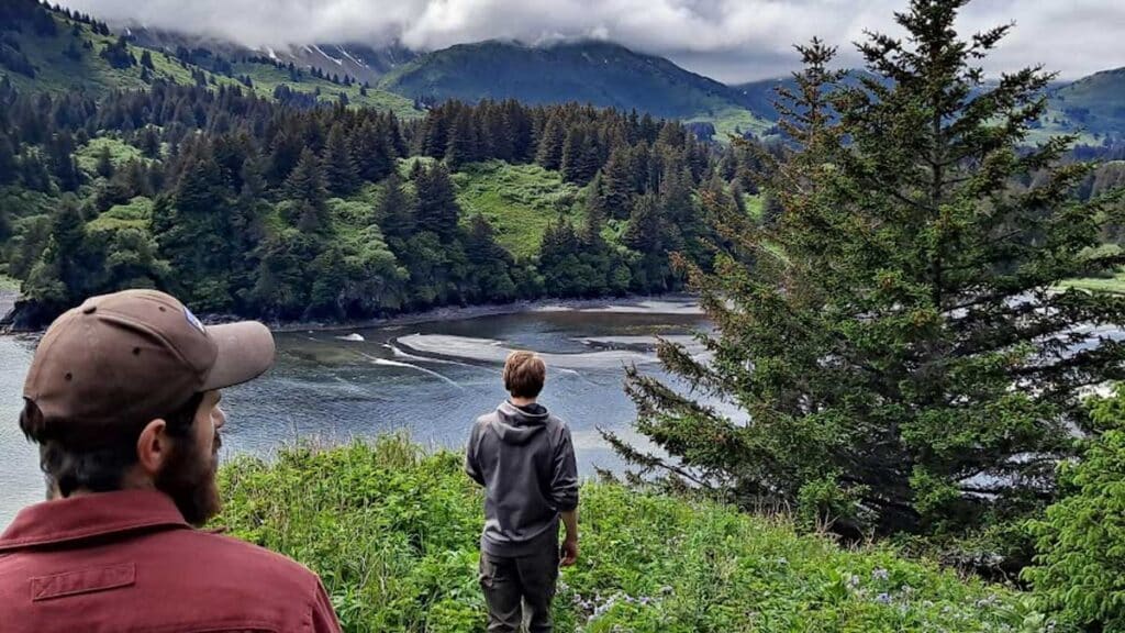 27 Epic Places to Visit in Alaska
