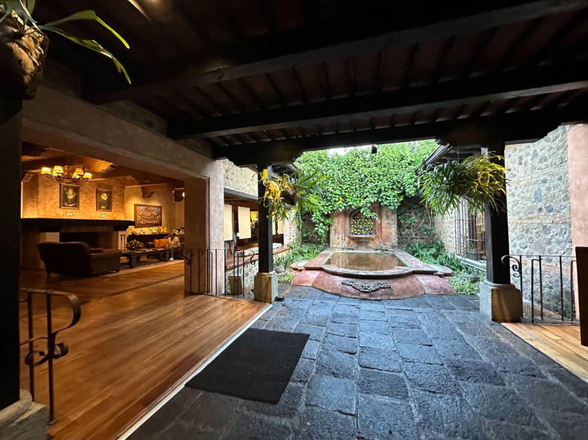 View at the entrance to Porta Hotel Antigua