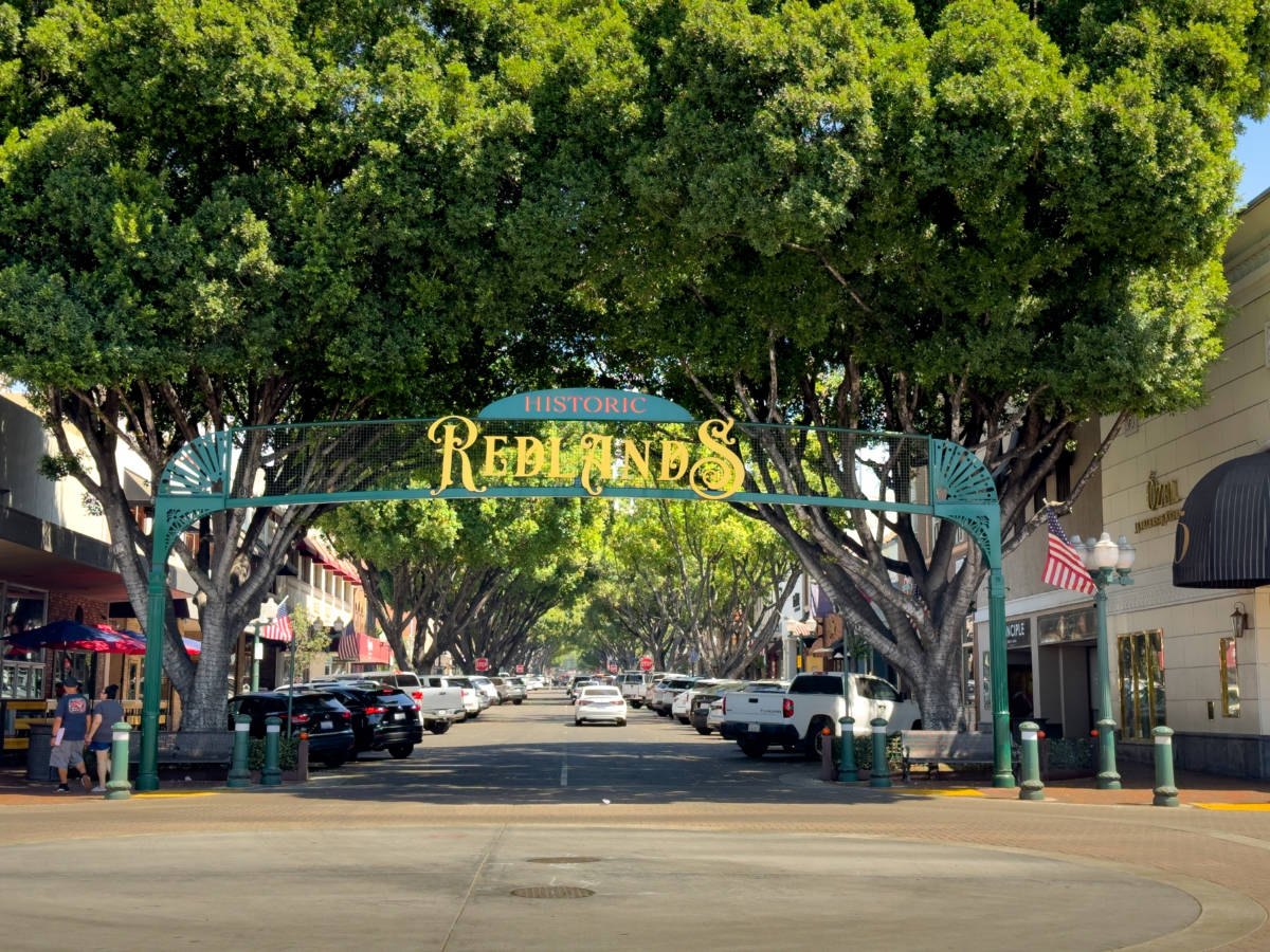 The welcome arch sign in downtown Redlands