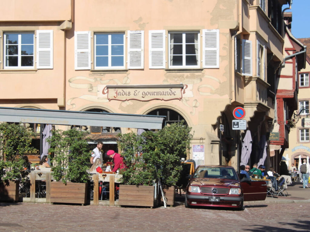 A car parked near the restaurant in Colmar