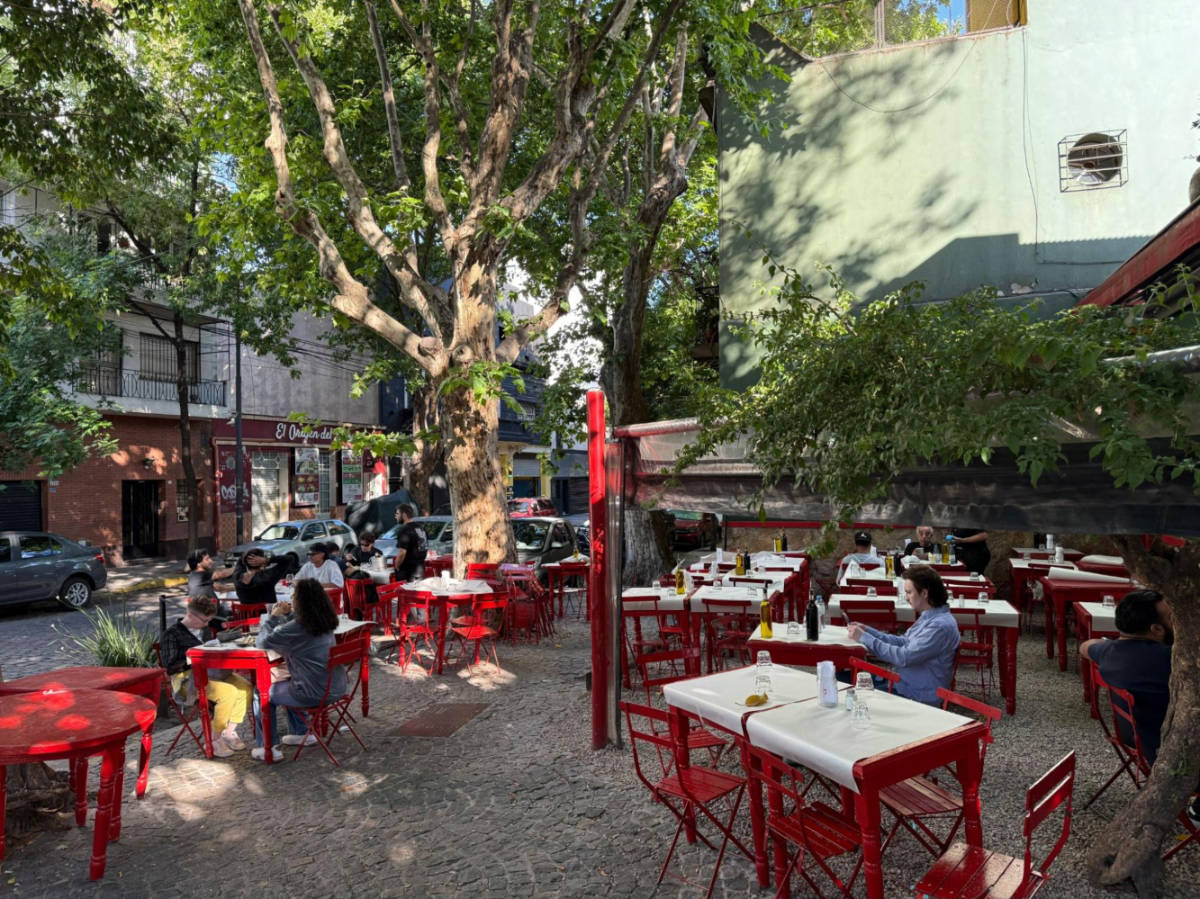 An outdoor restaurant at the cobblestone streets of Palermo Hollywood