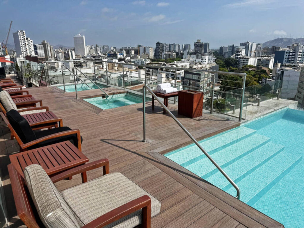 View of the rooftop pool and jacuzzis at the Hilton Lima Miraflores