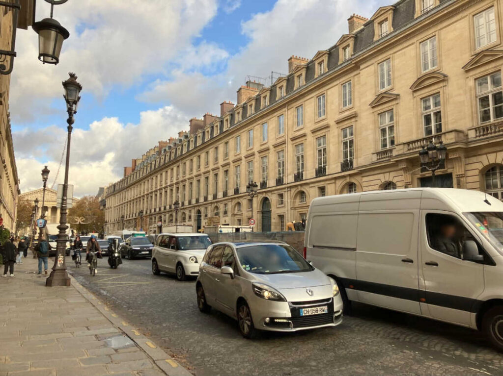 A traffic jam near the Rue de Rivoli