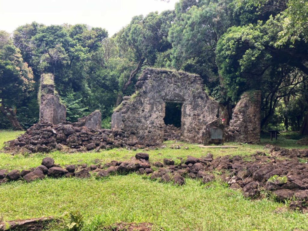 View of the ruins of King Kamehahama III's place