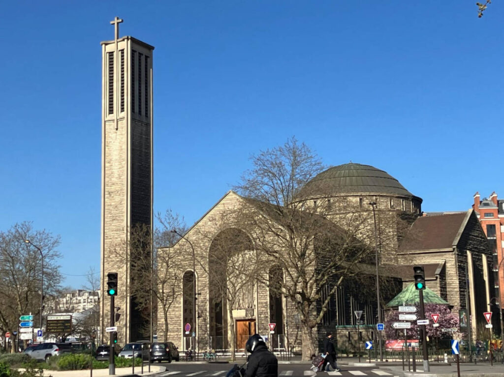 View of the Sainte Jeanne de Chantal's Church from the outside