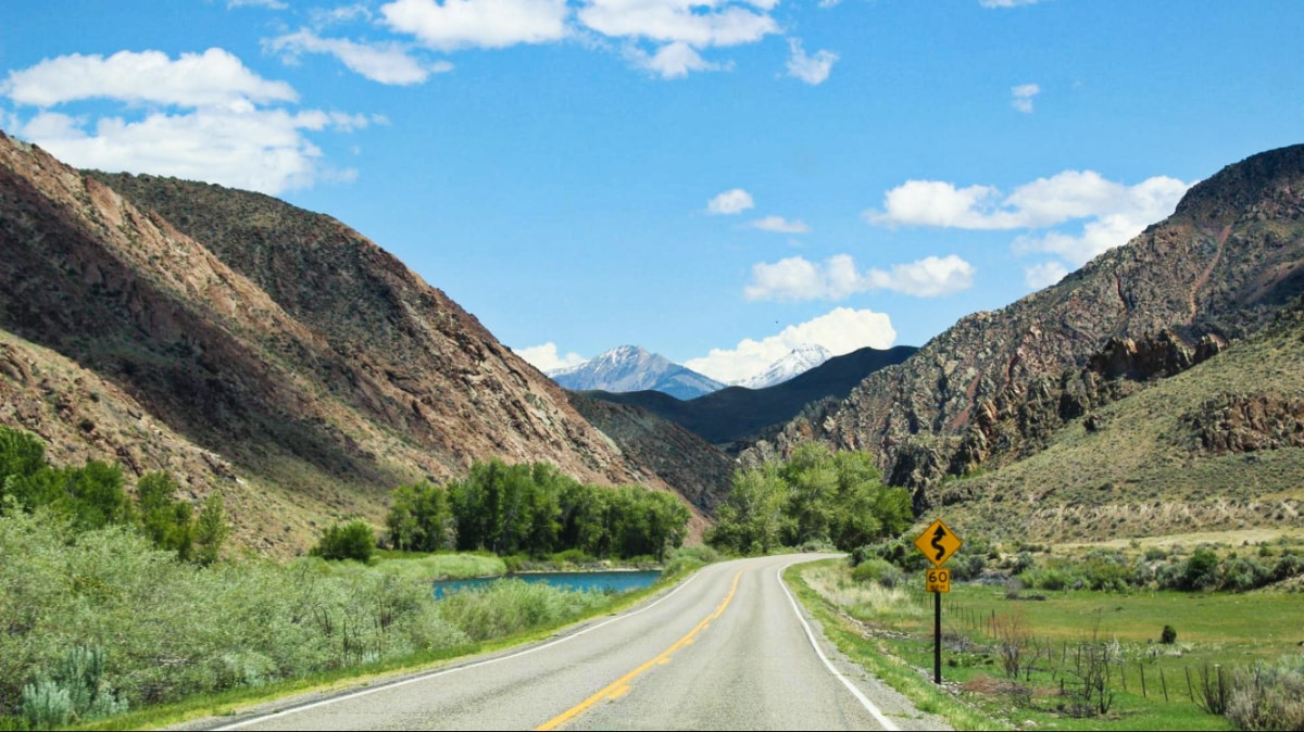 View of the empty Salmon River Scenic Byway
