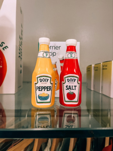 Popular ketchup brand inspired salt and pepper shakers